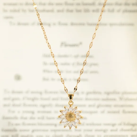 Sunflower Necklace - Only 1 left! - Picture 5 of 9